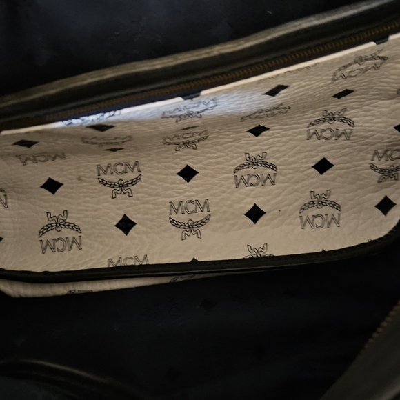 Authentic MCM White Blue Meesenger Crossbody Shoulder Bag EUC Germany - Picture 10 of 16